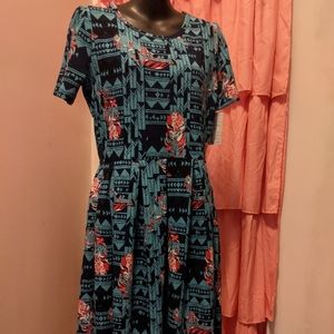 LuLaRoe Amelia Large